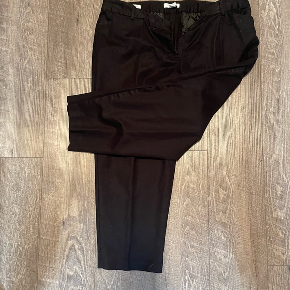Liz Clairborne. Emma pants. Size 16 W - Picture 5 of 5
